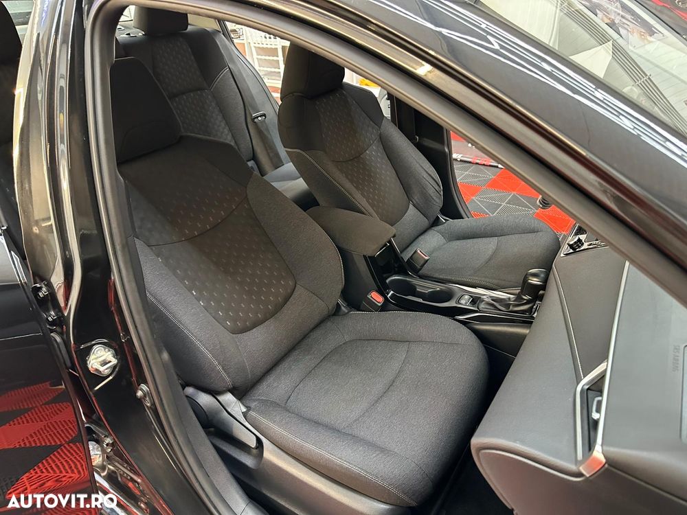 Toyota Corolla 1.8 HSD Business - 14