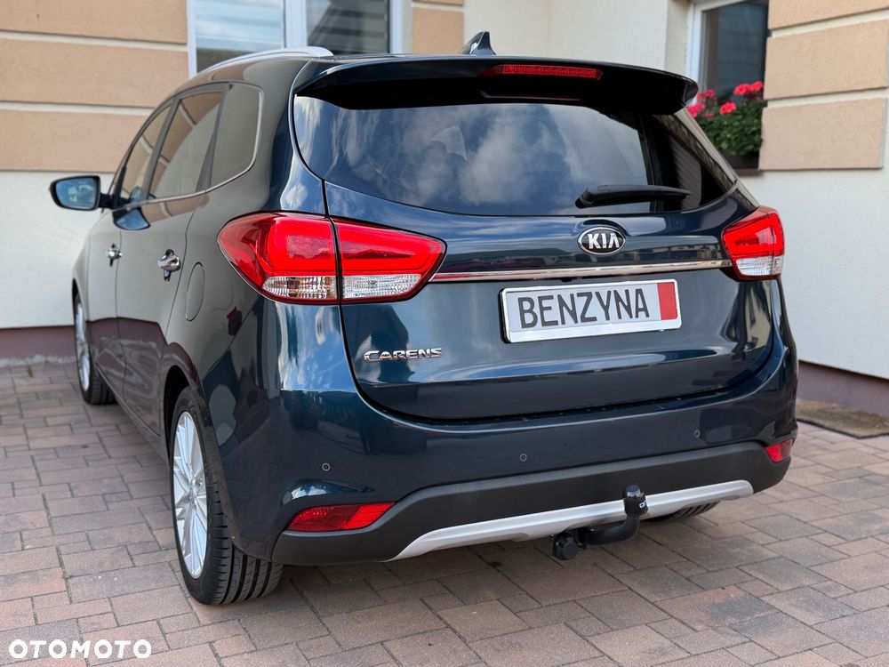 Kia Carens - 21