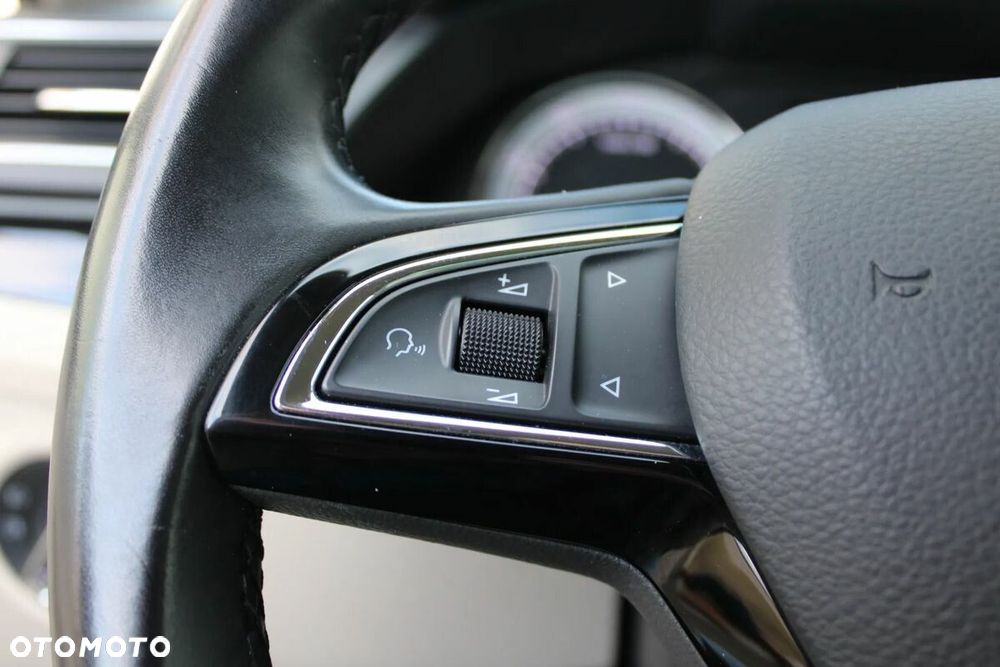 Skoda Superb 2.0 TSI 4x4 L&K DSG - 26
