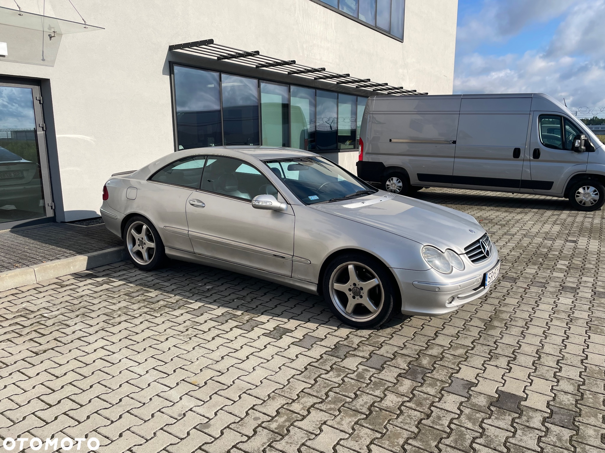 Mercedes-Benz CLK - 10