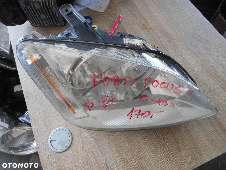 FORD FOCUS MK2 LAMPA PRAWY PRZÓD EUROPA - 1
