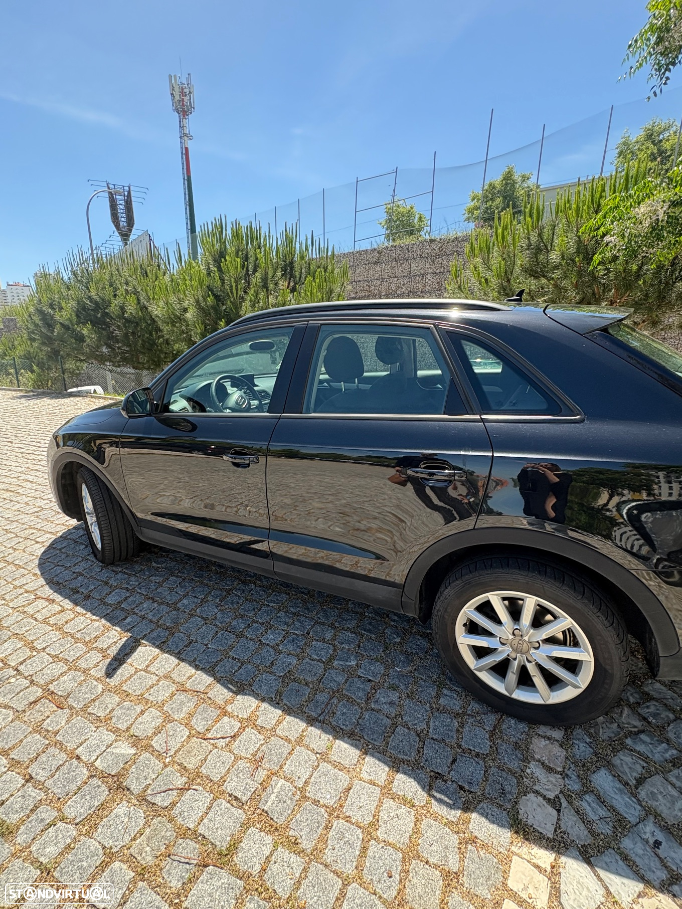Audi Q3 2.0 TDI quattro Business Line S-tronic - 25