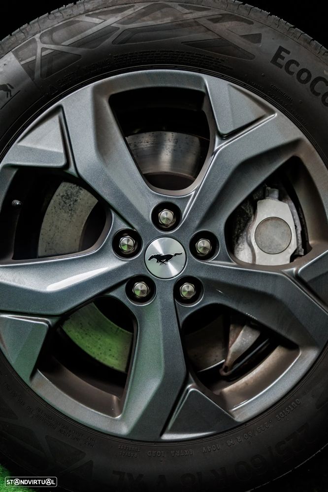 Ford Mustang Mach-E 72.6 kWh Premium AWD - 18