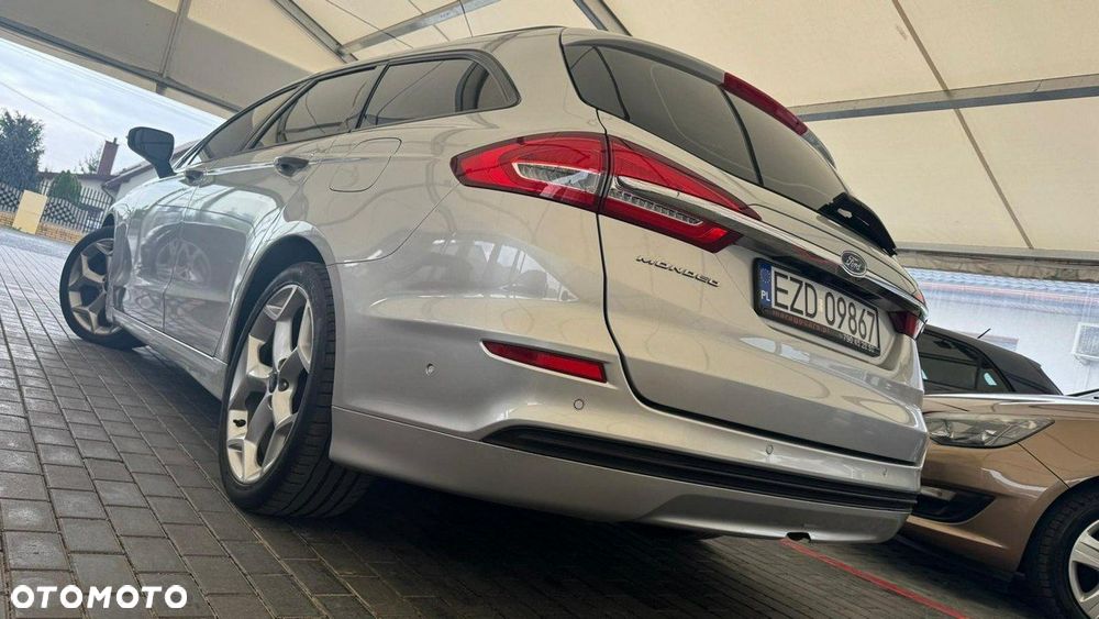 Ford Mondeo - 29