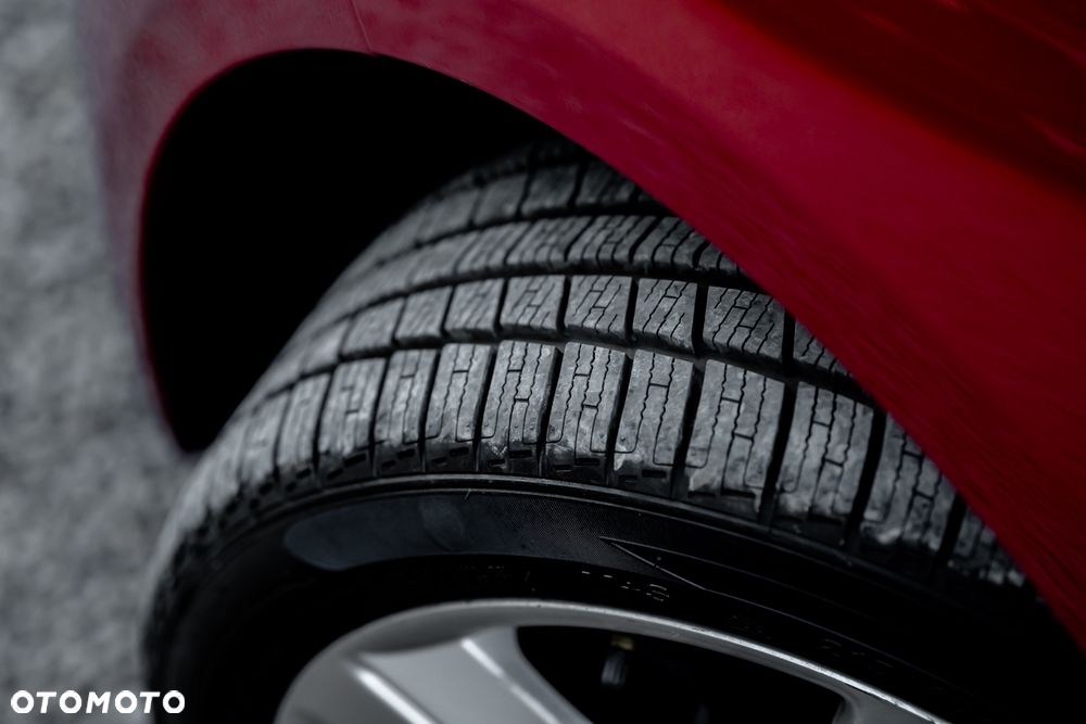 Hyundai Veloster 1.6 Premium - 12