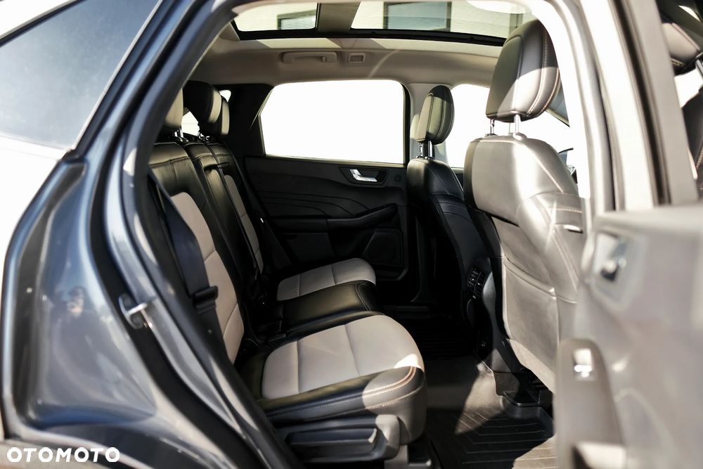 Ford Kuga 2.5 FHEV AWD Titanium - 20