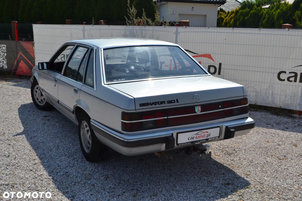 Opel Senator 3.0i CD - 9