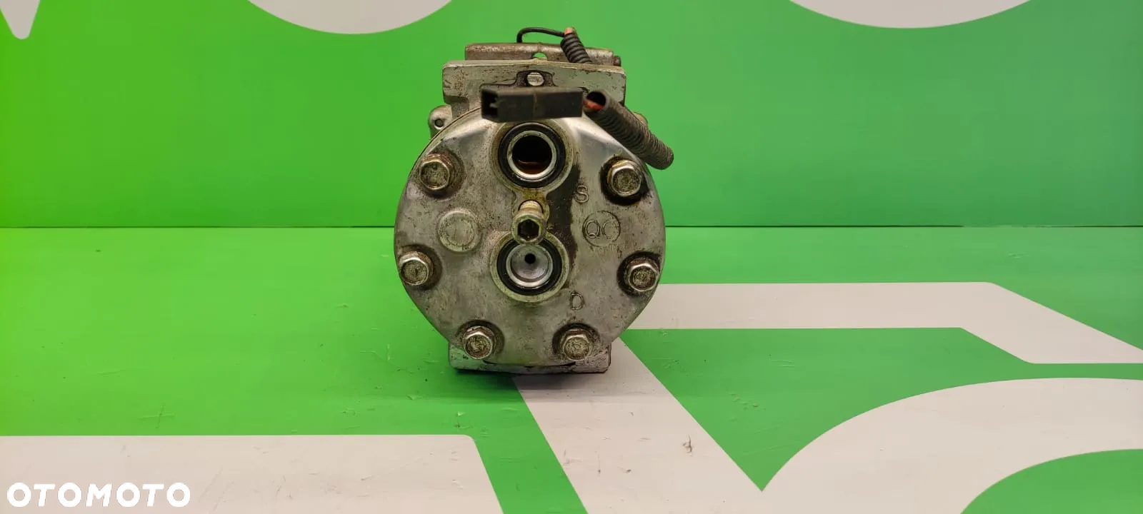 Kompresor klimatyzacji SD7H15-8244 Sanden 4281803M1 Massey Ferguson 6480 - 5