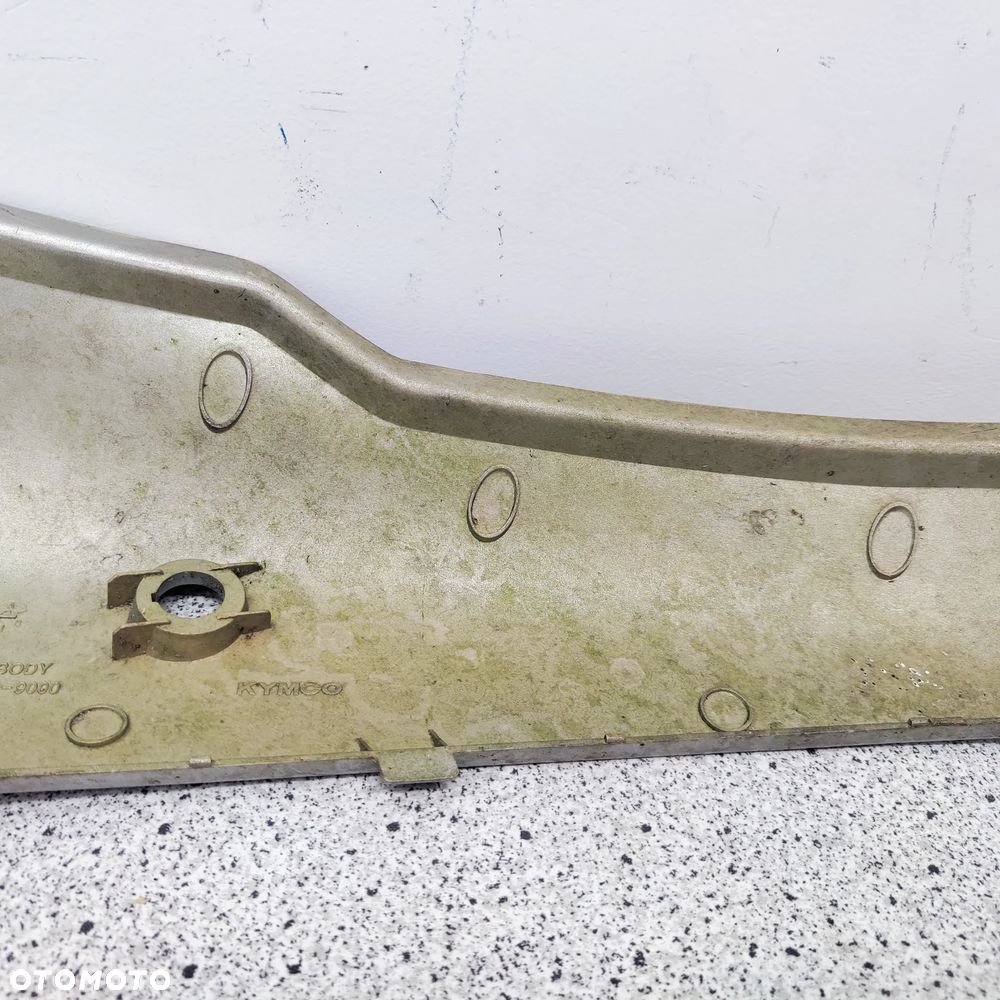 Owiewka, osłona, bok, boczek, zadupek, ogon Kymco Bet&Win - 14