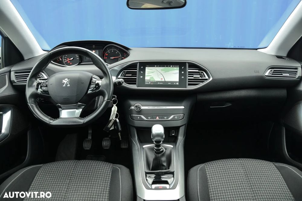 Peugeot 308 SW BlueHDi 130 Stop & Start Allure Business-Paket - 5