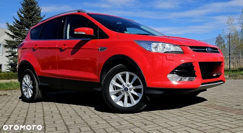 Ford Kuga 2.0 TDCi 2x4 Titanium - 4