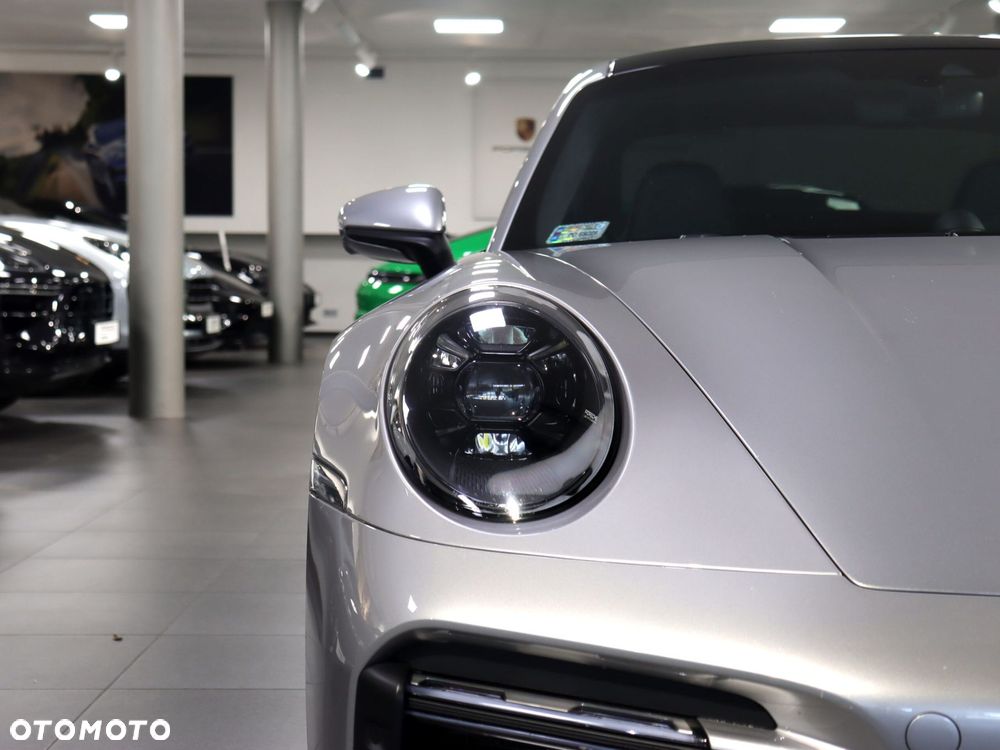 Porsche 911 Turbo S - 9