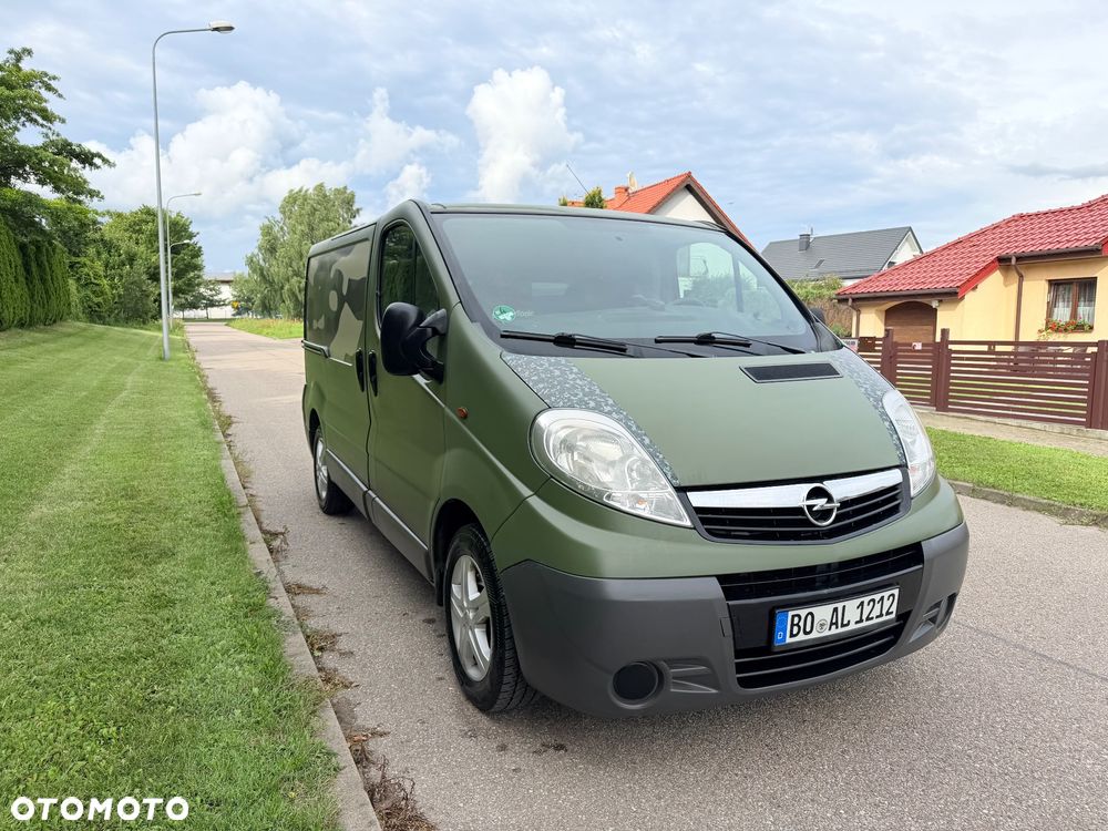Opel Vivaro - 2