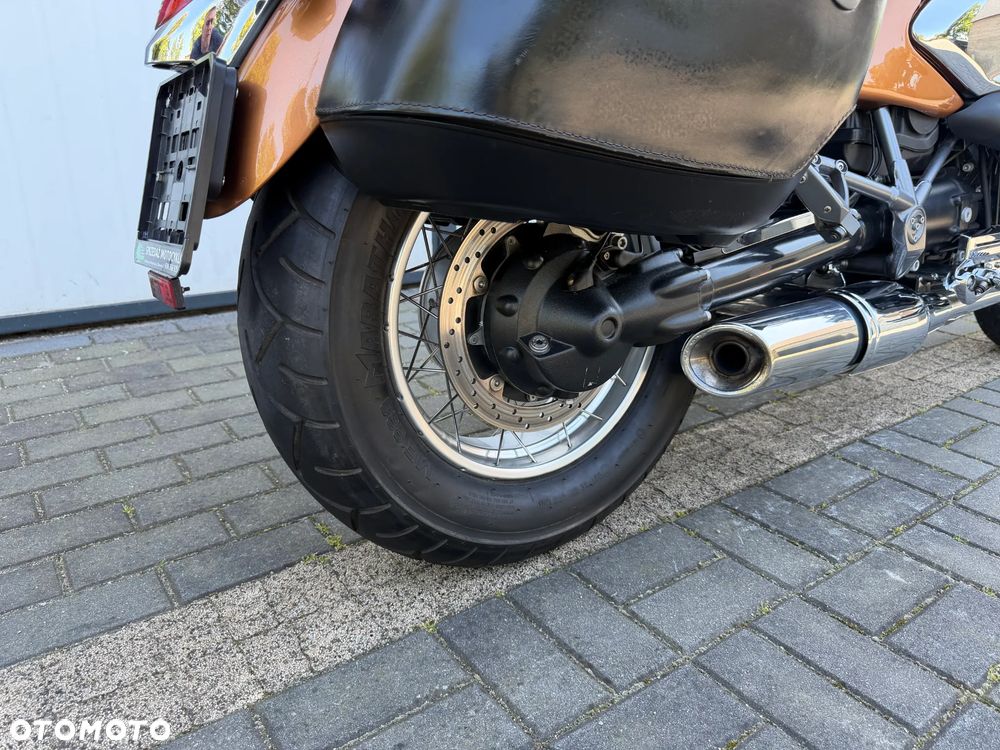 BMW R - 22