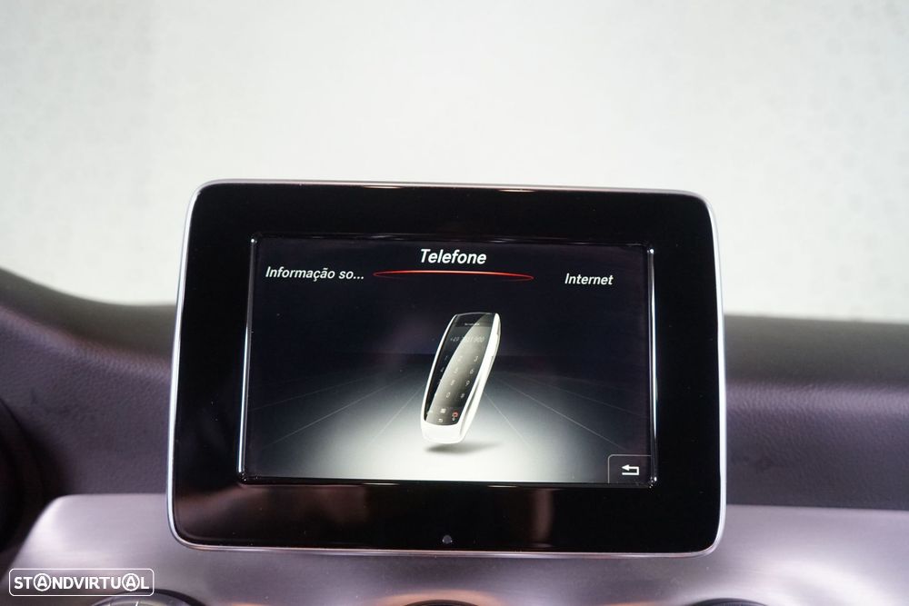 Mercedes-Benz CLA 180 - 36