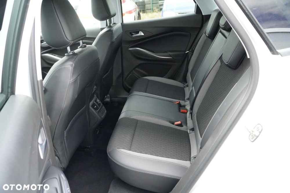 Opel Grandland X 1.5 D Start/Stop Automatik Design Line - 10