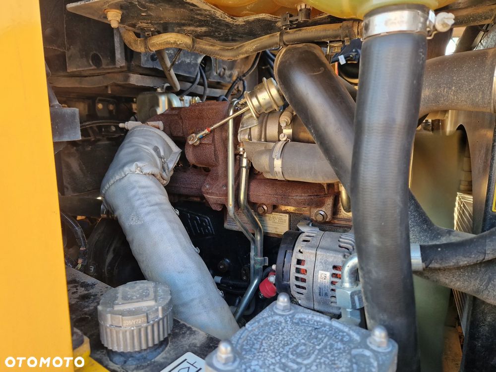 JCB 6 ST Thwites 688 6 ton 3 tony 5 ton Benford Terex - 16