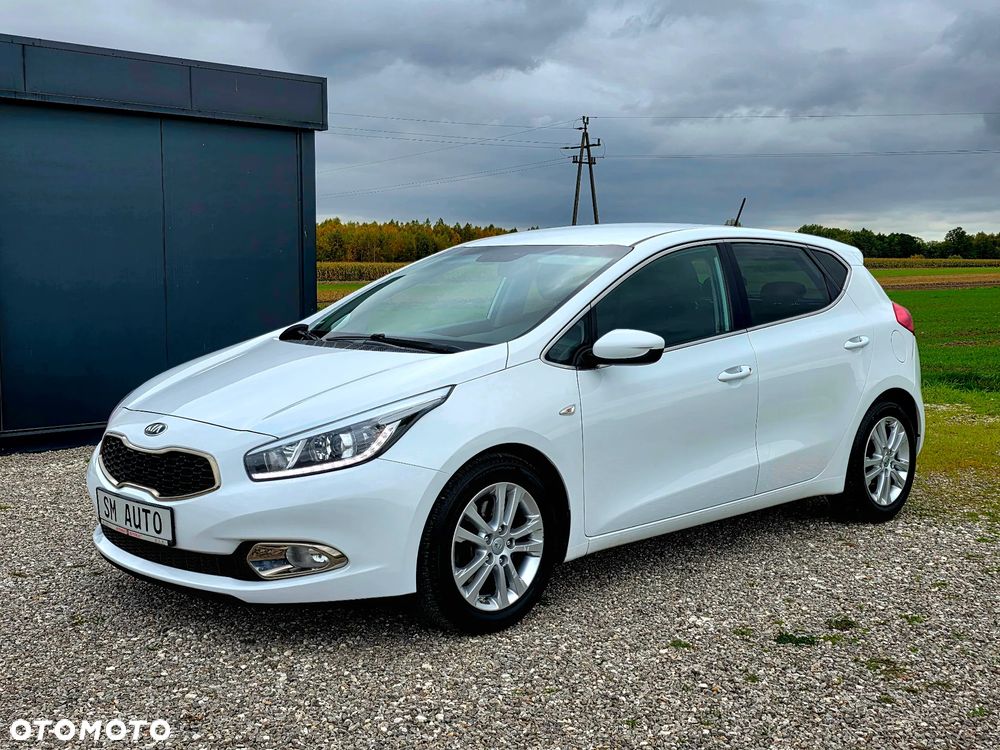 Kia Ceed 2015 photo 3