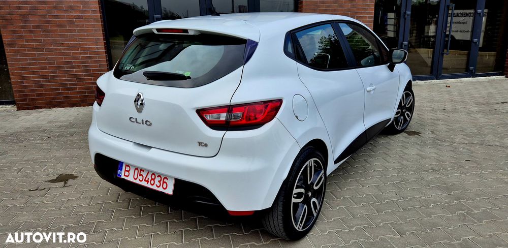 Renault Clio - 16