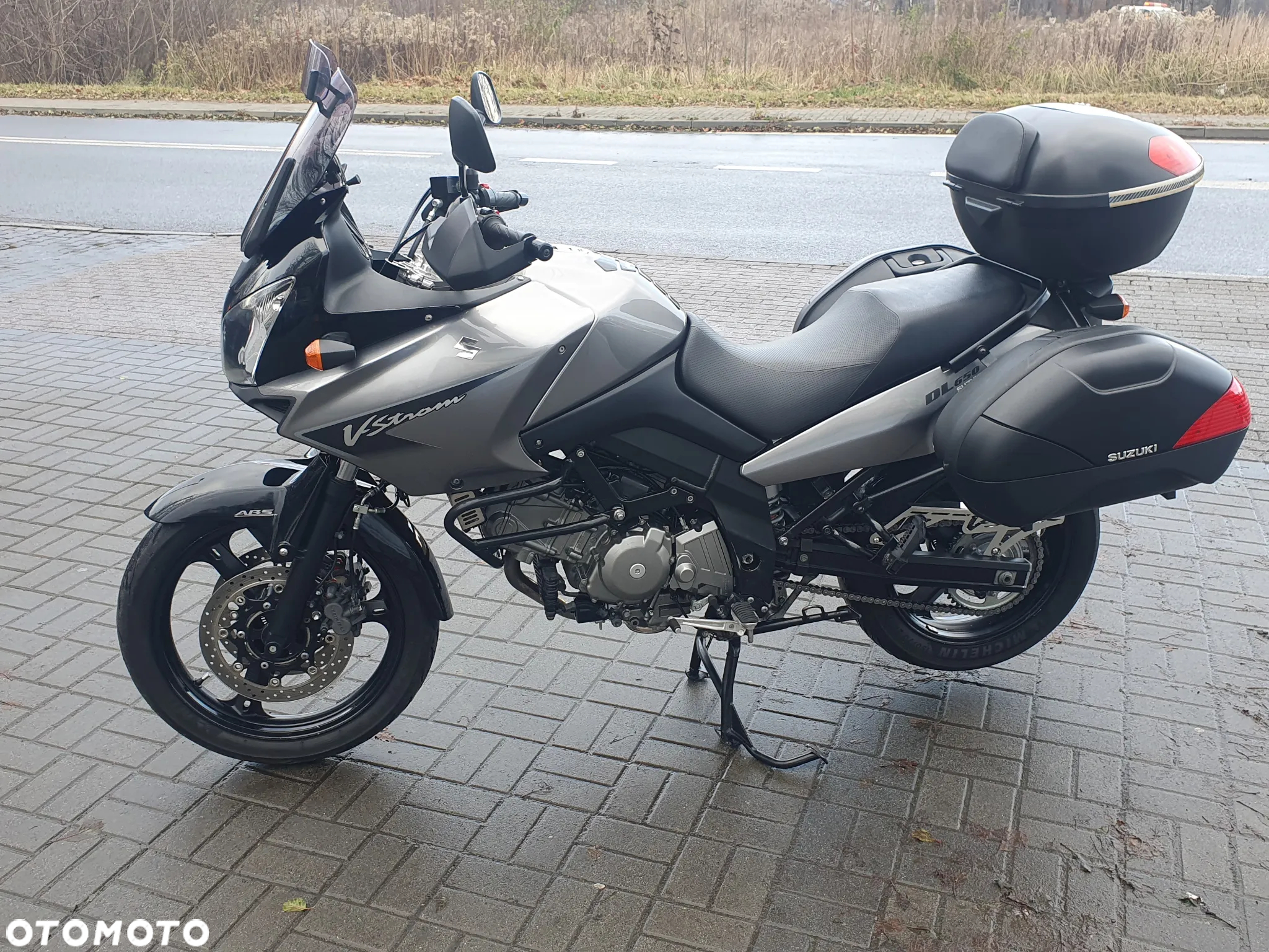 Suzuki V-STROM - 6