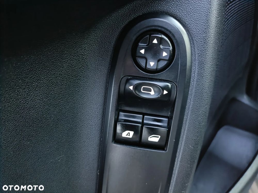 Citroën C3 1.4 Attraction - 16