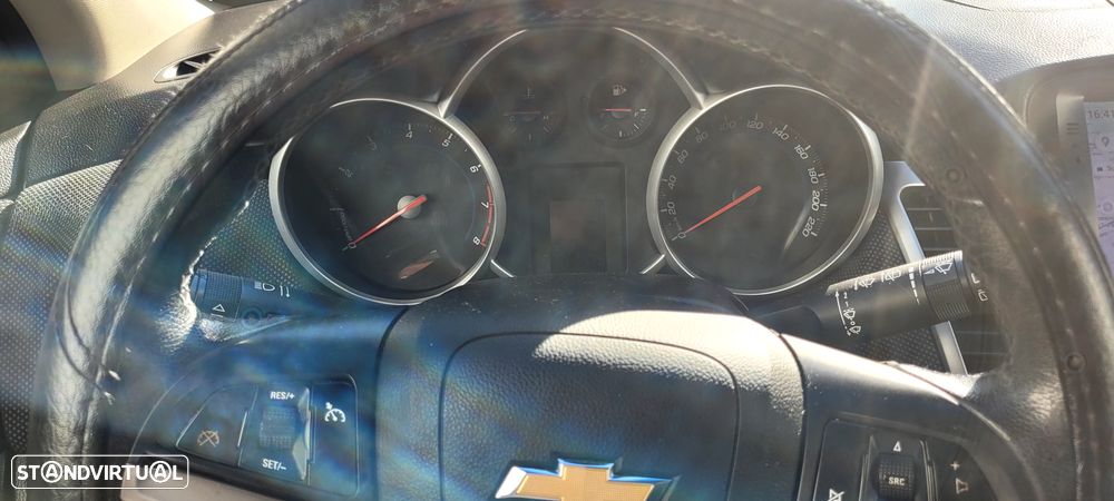 Chevrolet Cruze 1.6 LT - 19