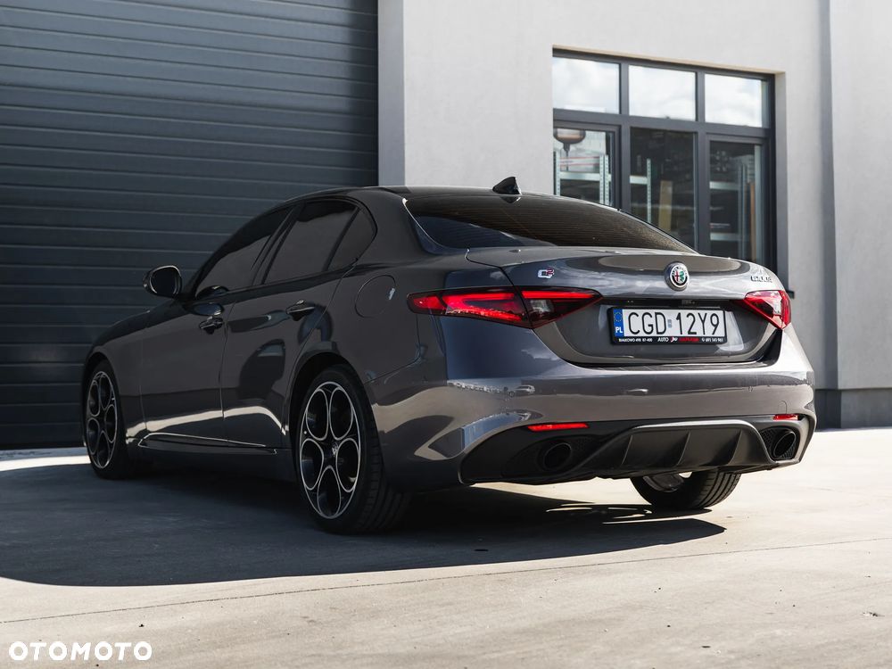 Alfa Romeo Giulia 2.0 Turbo Veloce - 5