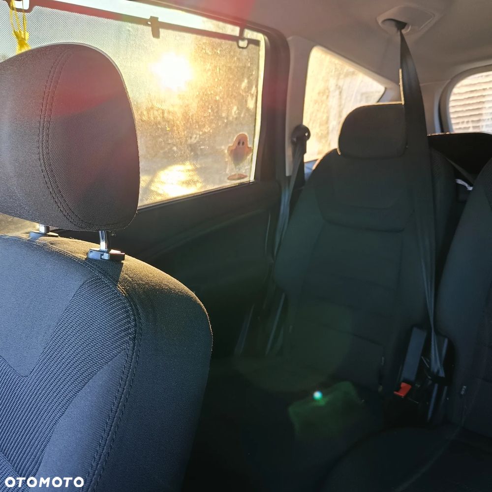 Ford S-Max - 10