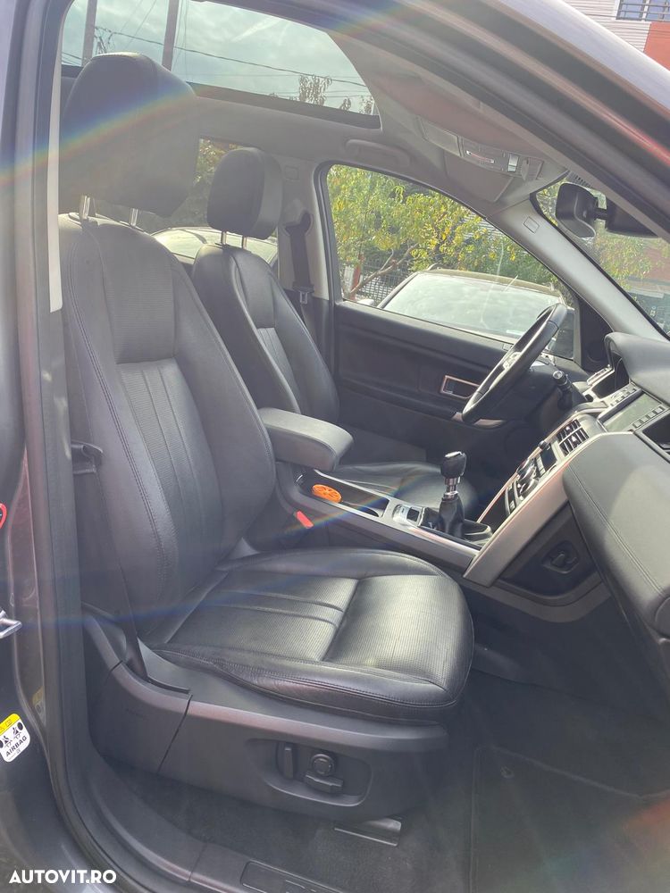 Land Rover Discovery Sport - 16