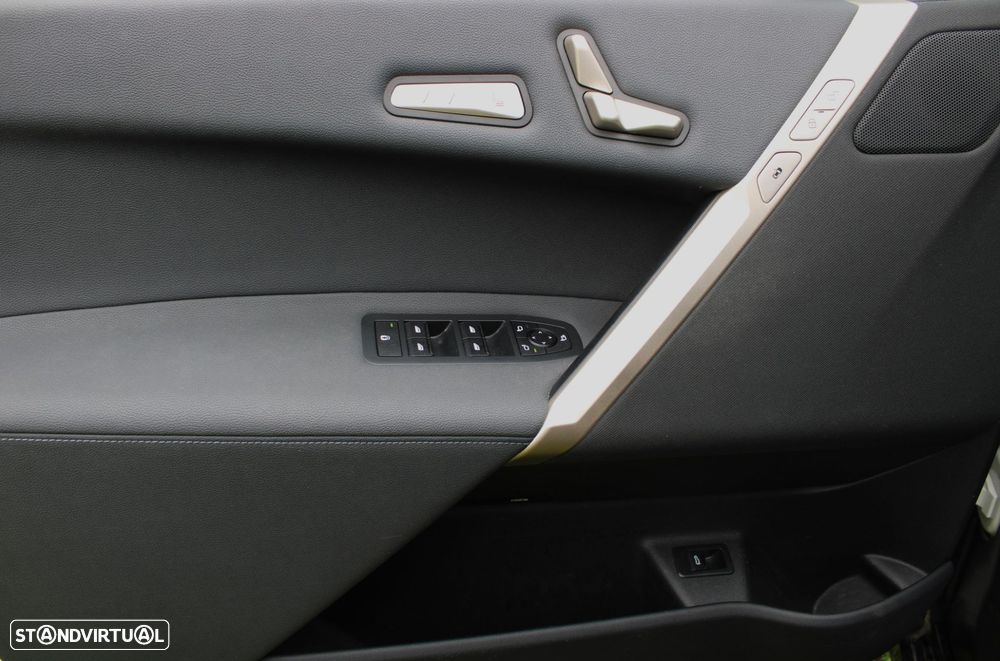 BMW iX xDrive 40 - 15