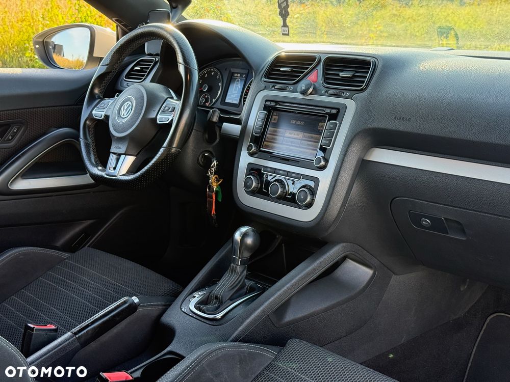 Volkswagen Scirocco 1.4 TSI DSG - 23