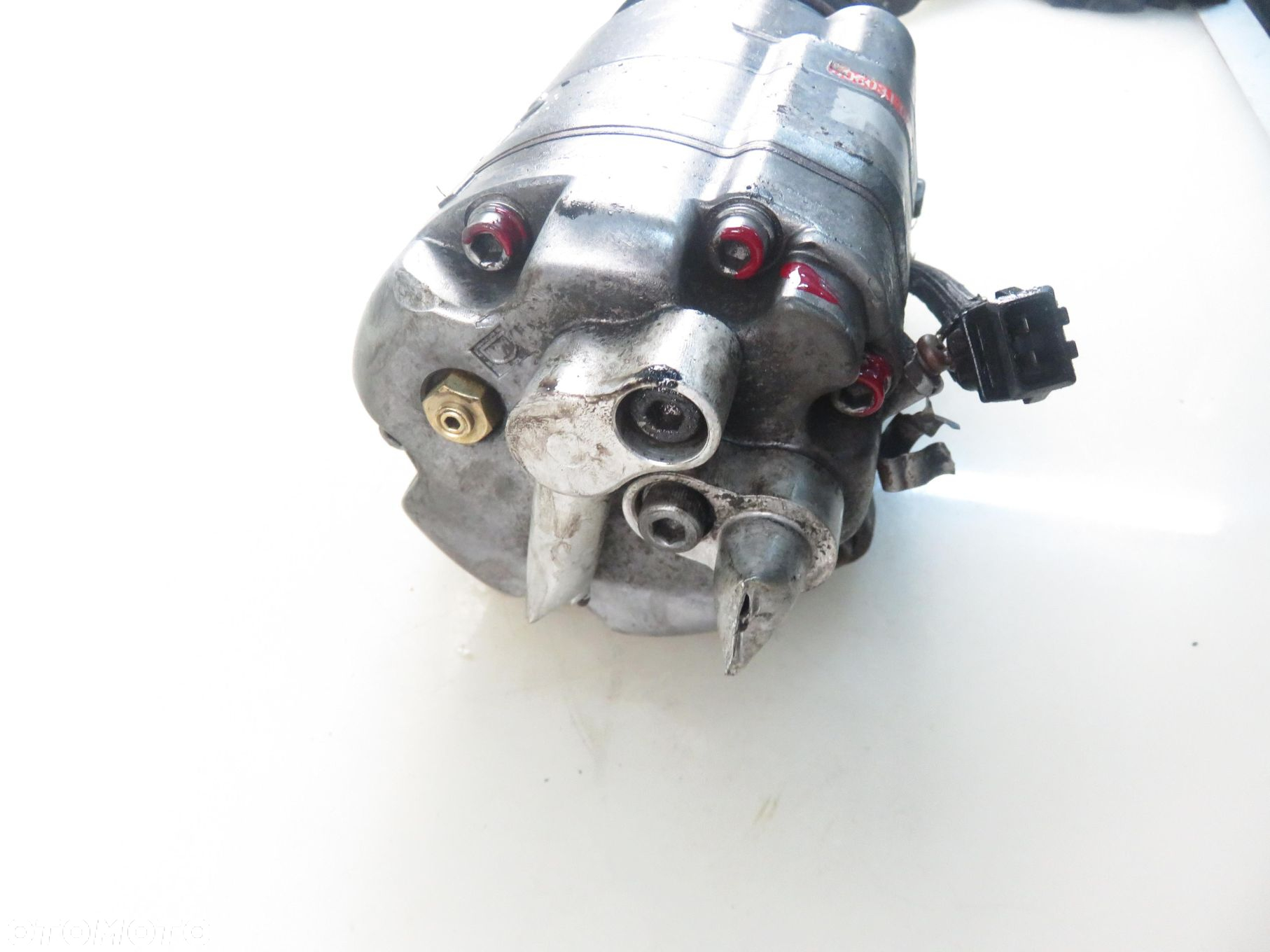 KOMPRESOR KLIMATYZACJI AUDI A3 8L 1.9 TDI - 5