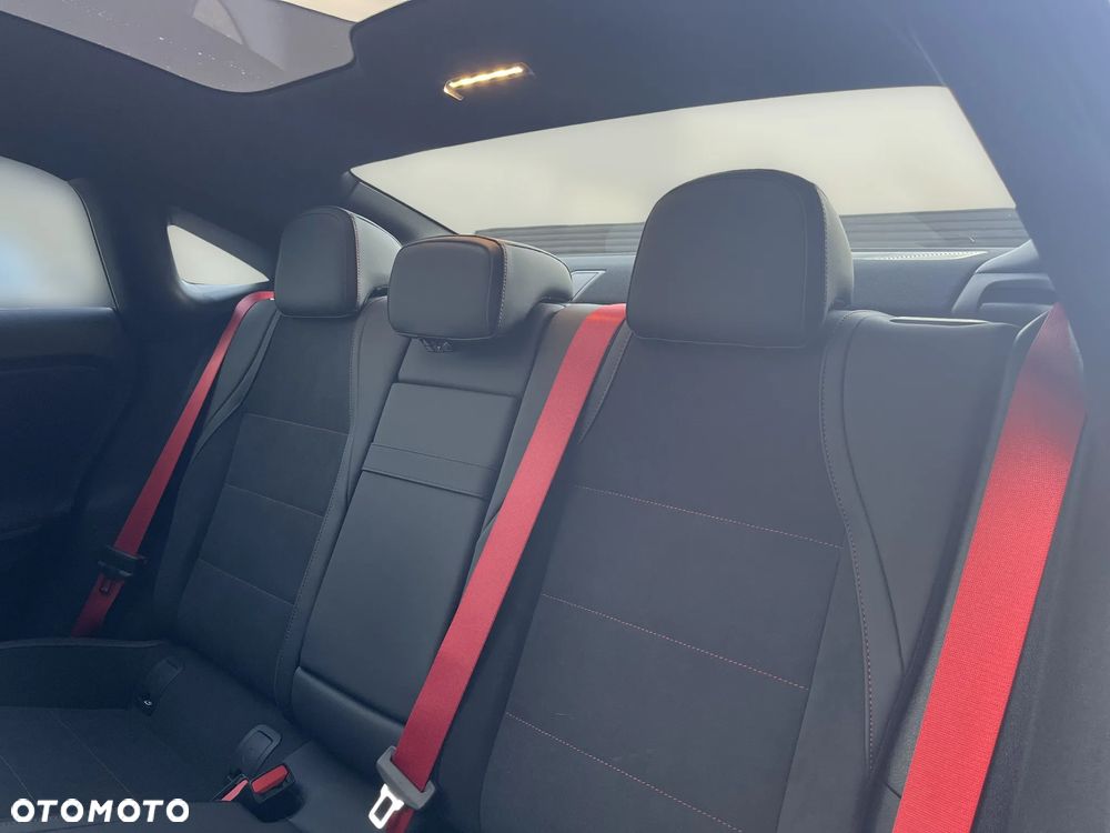 Mercedes-Benz CLA - 20