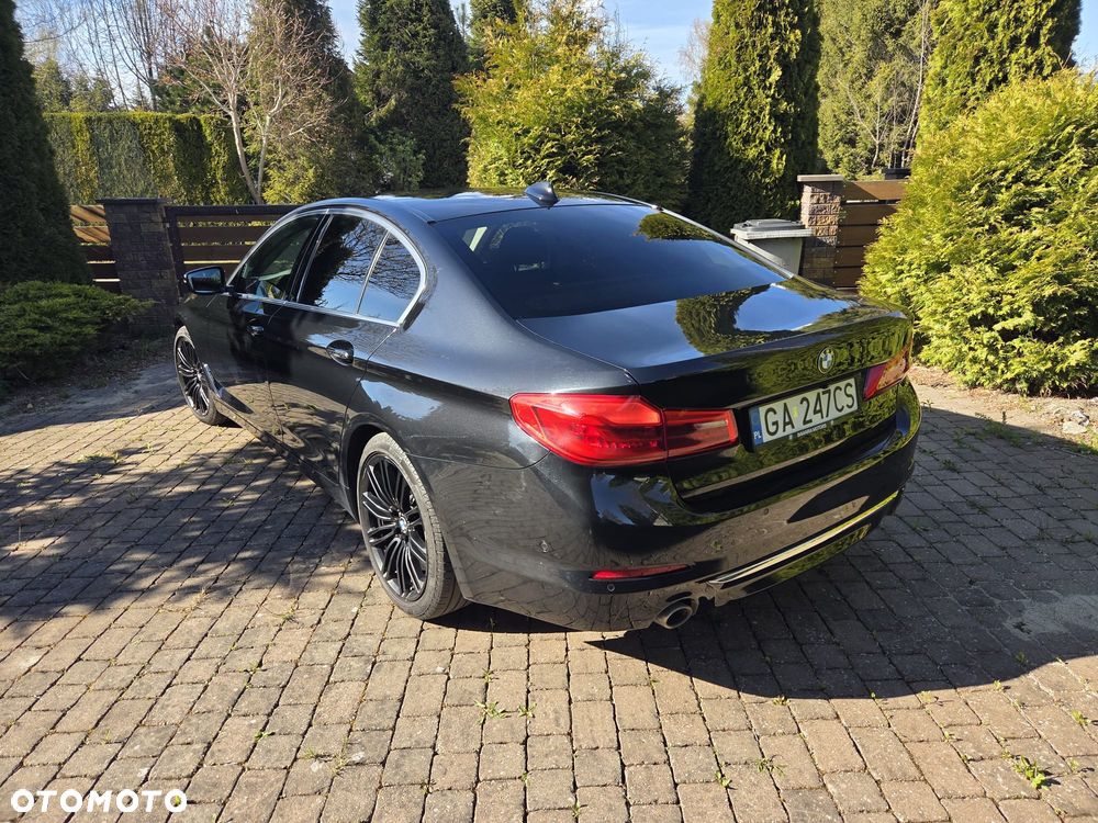 BMW Seria 5 530d Luxury Line - 8