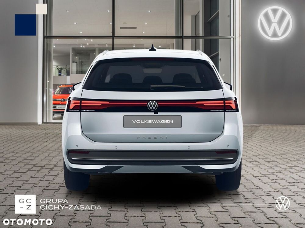 Volkswagen Passat - 4