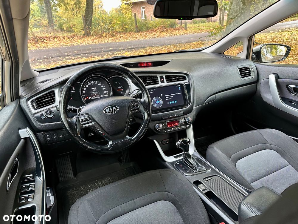 Kia Ceed - 7