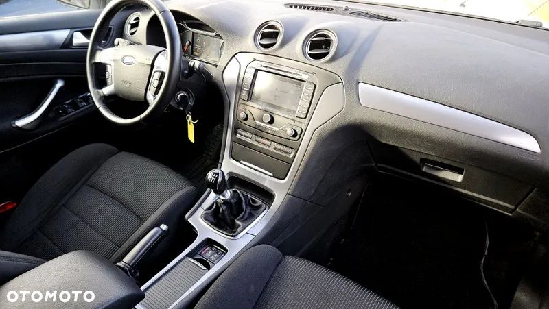 Ford Mondeo 2.0 TDCi Titanium - 20