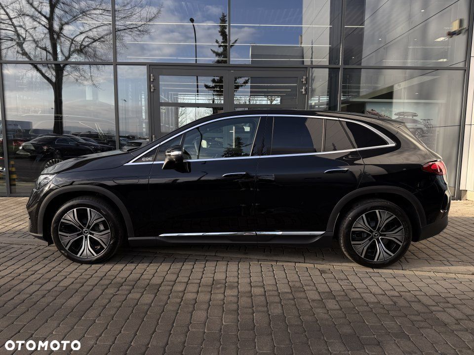 Mercedes-Benz EQE - 2