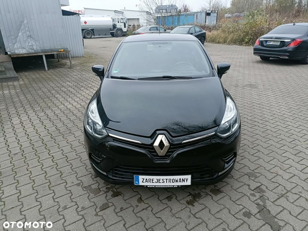 Renault Clio 1.2 16V 75 Collection - 9