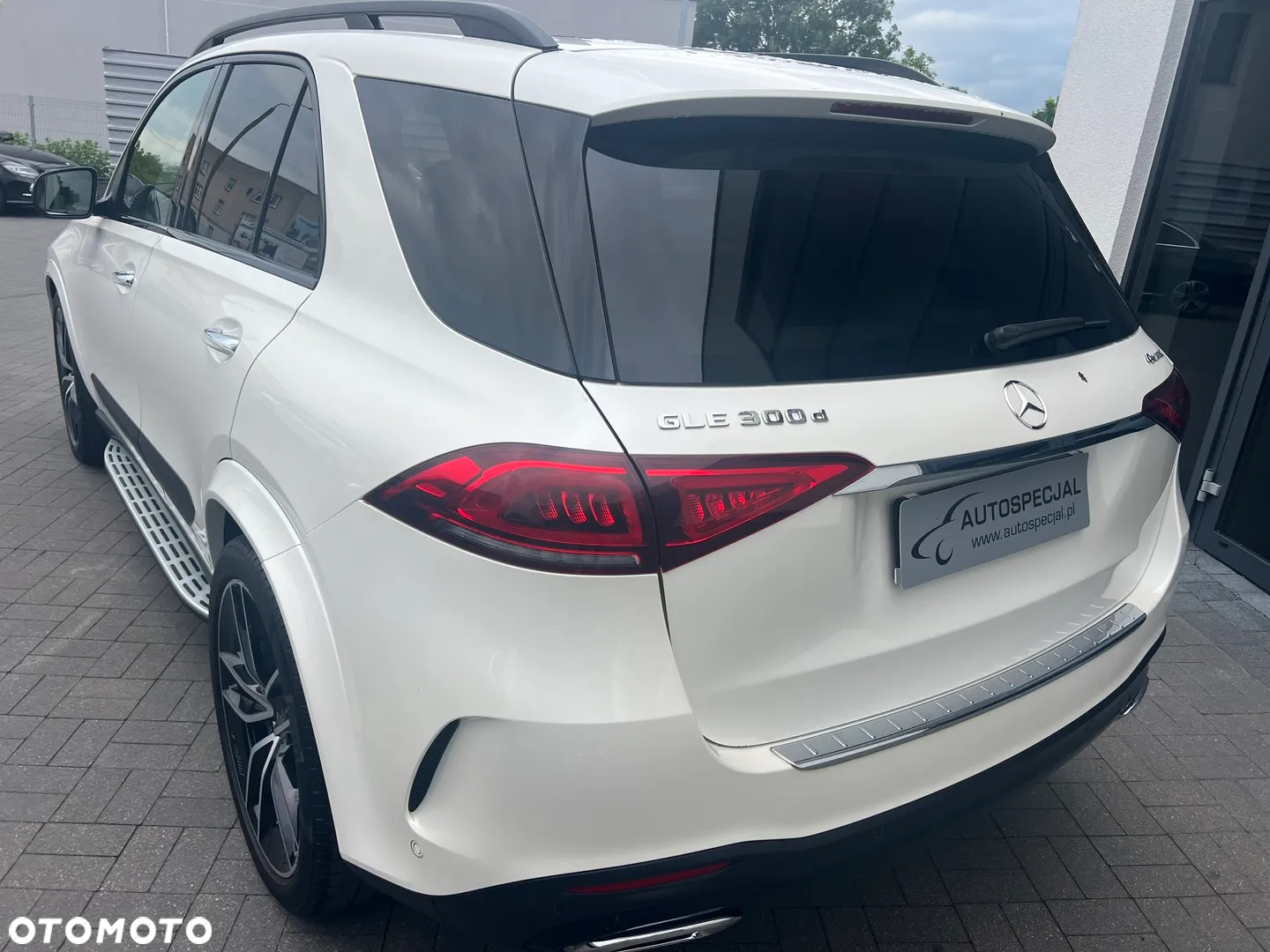 Mercedes-Benz GLE 300 d 4-Matic - 4