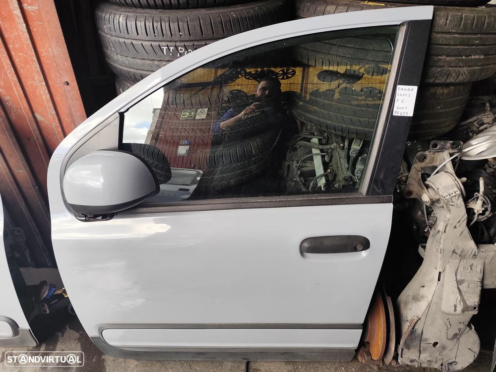 FIAT PANDA CROSS PORTA FRENTE ESQUERDA - PF628 - 1