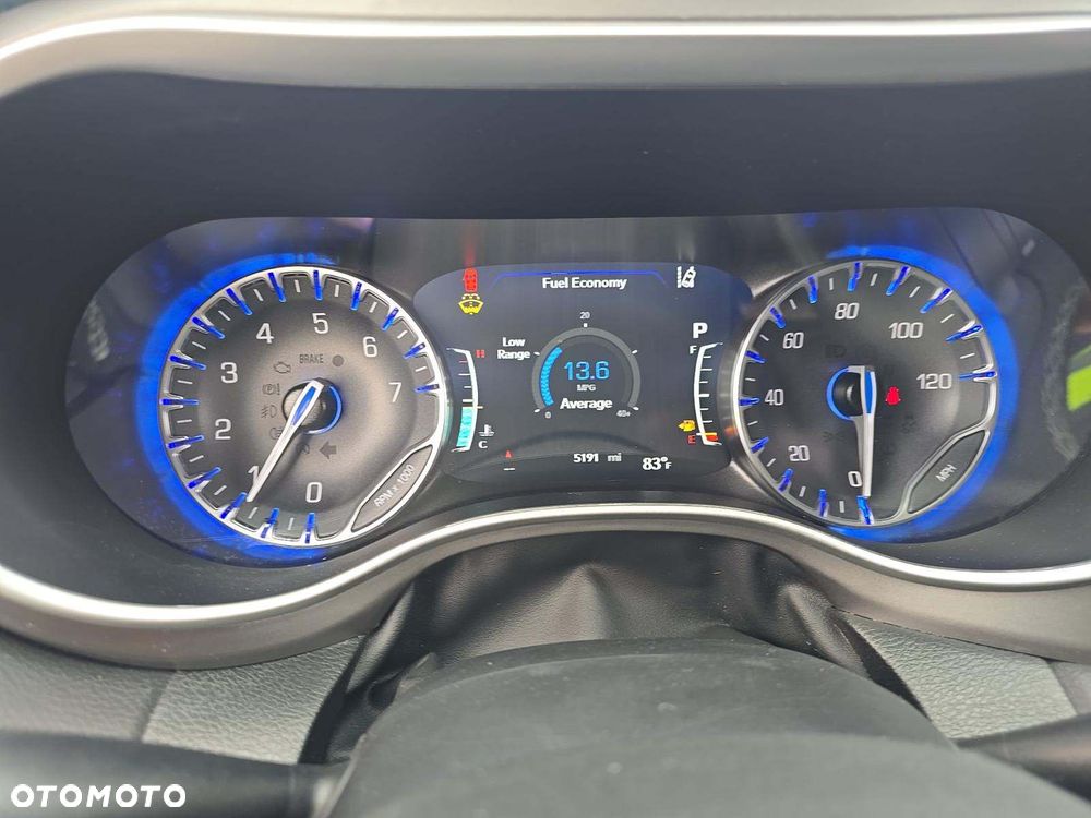 Chrysler Pacifica - 6