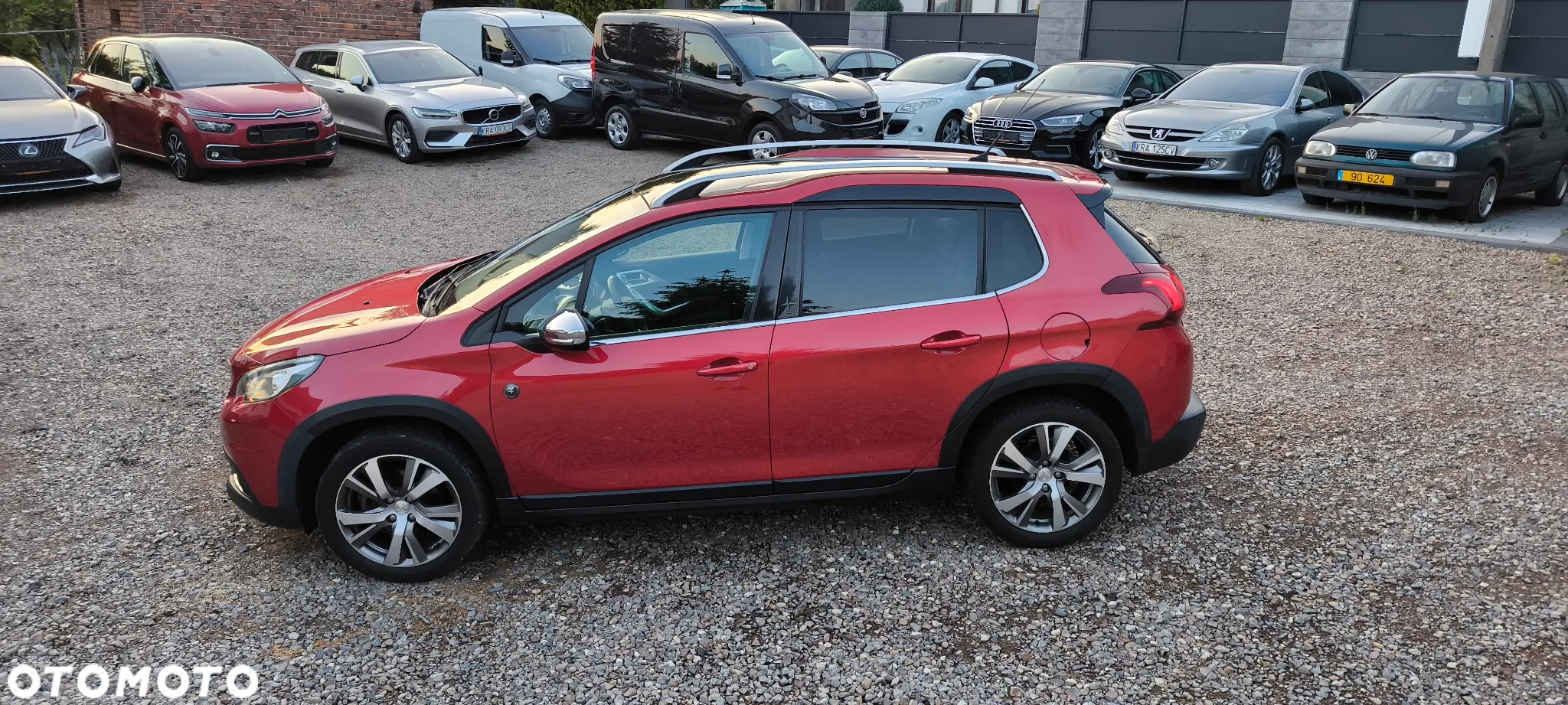 Peugeot 2008 - 4