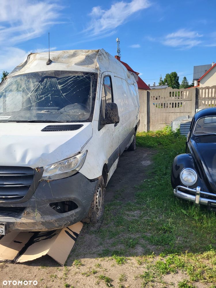 Mercedes-Benz Sprinter - 8