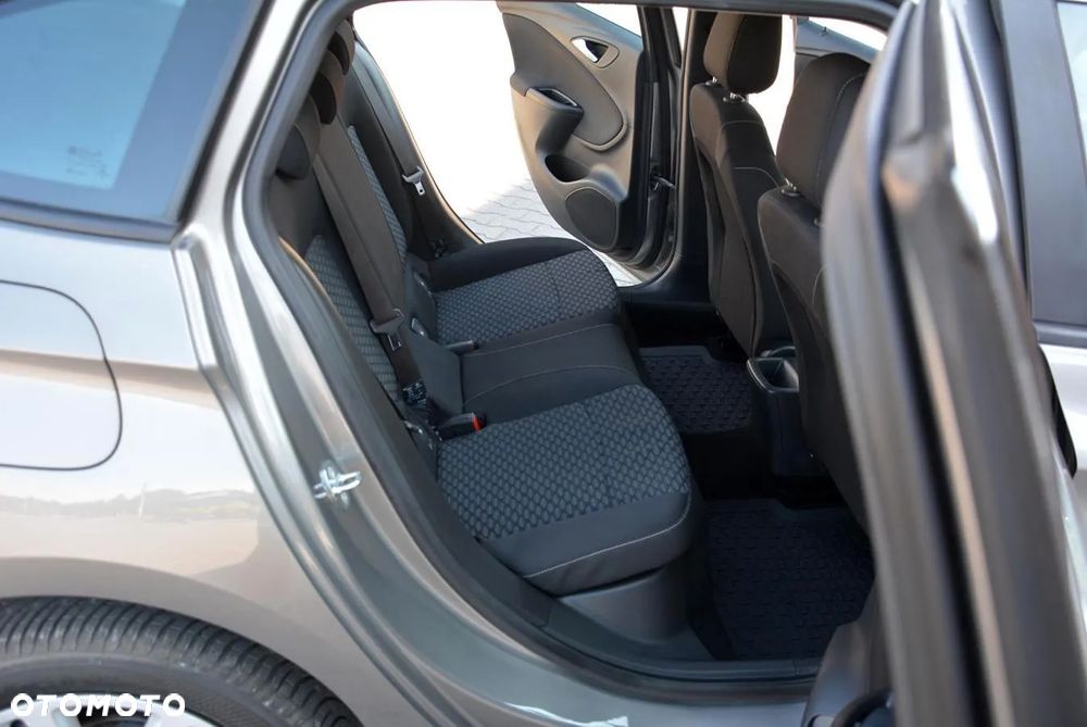 Opel Astra 1.4 Turbo Sports Tourer Dynamic - 23