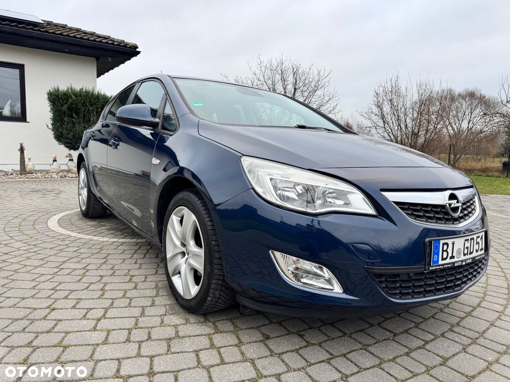 Opel Astra - 2
