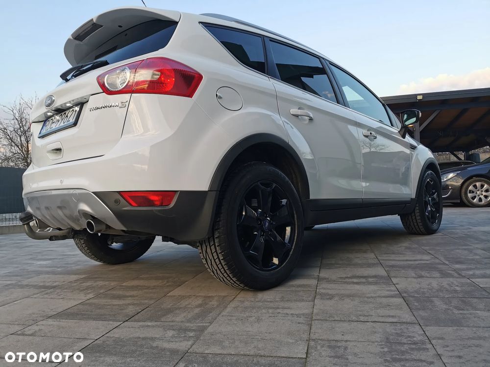 Ford Kuga 2.0 TDCi 2x4 Titanium - 27
