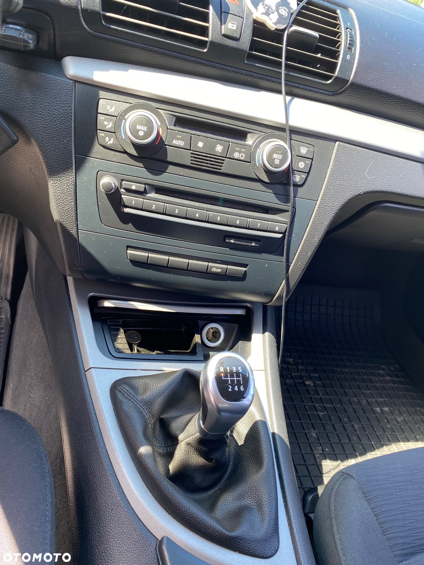 BMW Seria 1 118d - 7