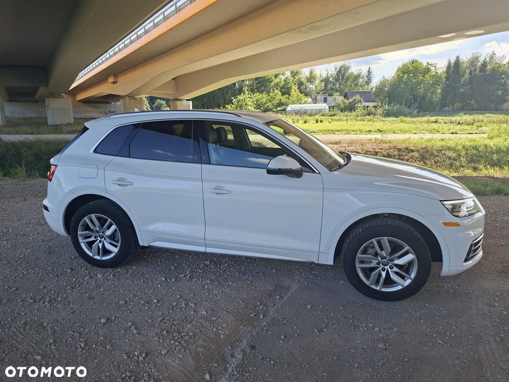 Audi Q5 2.0 TFSI Quattro S tronic design - 4