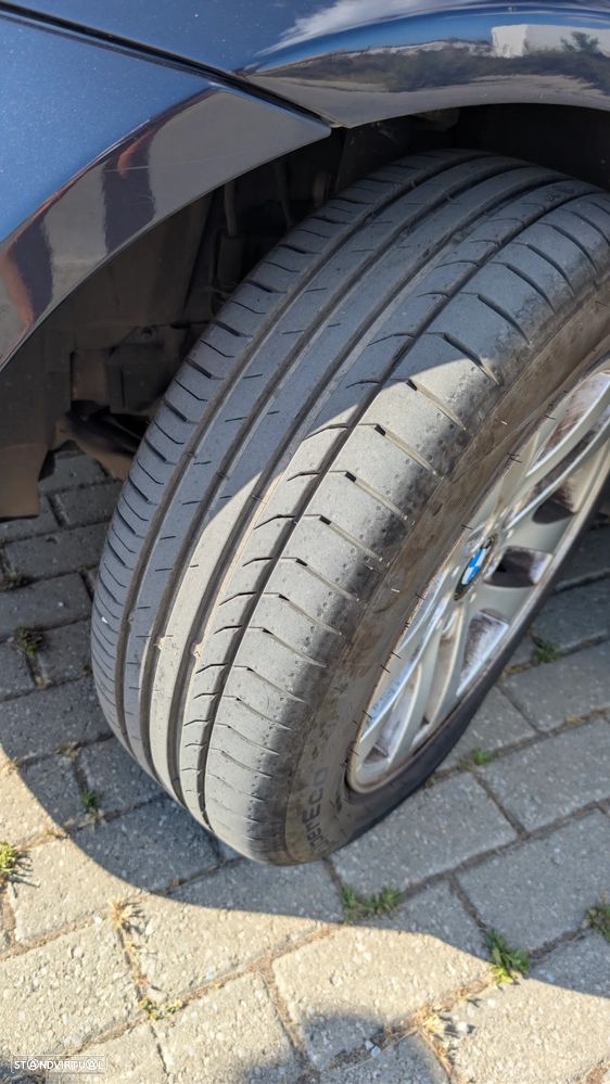 BMW 320 dA Exclusive - 11